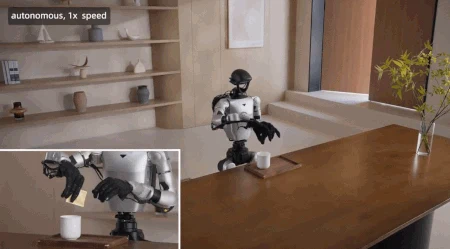 Current Robotics 发了 Curr-0，人形机器人边走边做精细操作